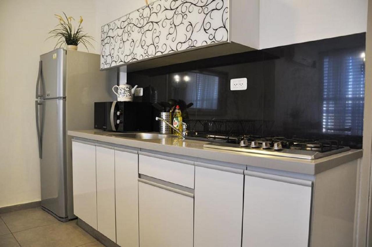 Gk Apartment Harmony Bat Yam Exterior foto