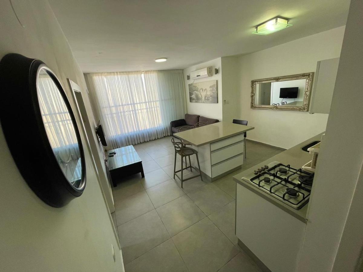 Gk Apartment Harmony Bat Yam Exterior foto