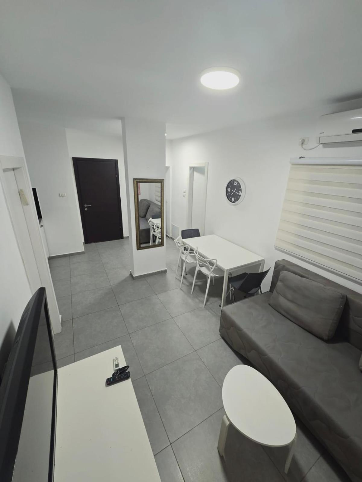 Gk Apartment Harmony Bat Yam Exterior foto